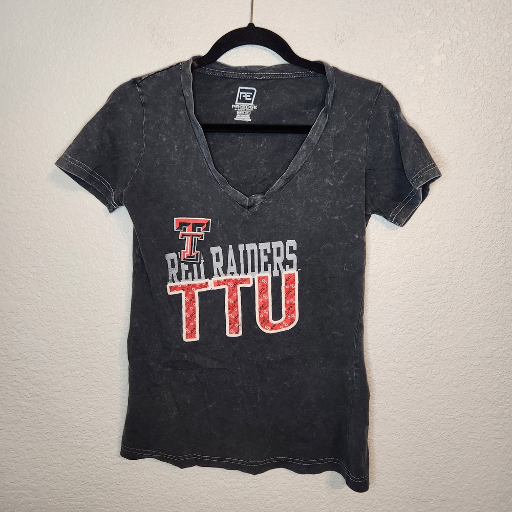 Pro Edge Texas Tech Red Raiders Black V-Neck T-Shirt with Red TTU Logo M 7 8